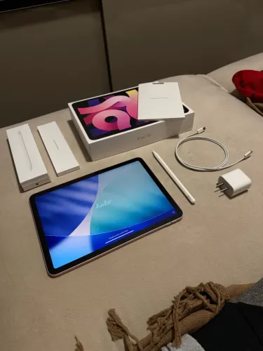 iPad Air 4ª Geração Rosa - 64 GB + Apple Pencil 2ª Geração