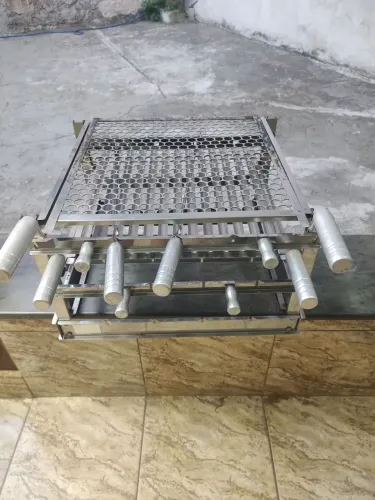 Kit Grelha e Suporte para Churrasqueira em Aço Inox