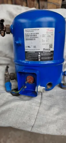 Compressor DANFOSS Trifásico - MT22JC3MVE 2 TR 
