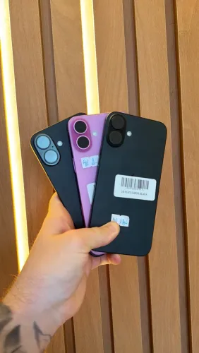 iPhones semi novos grade A