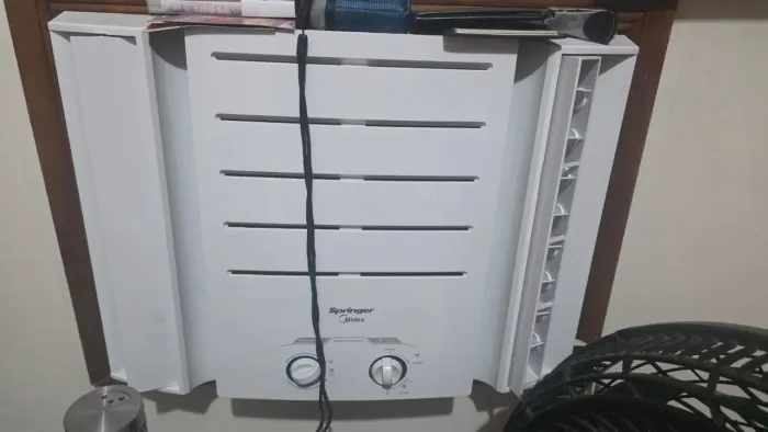 Ar Condicionado Springer 7500 btus 220 vtz