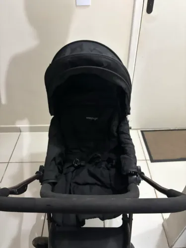 Carrinho de bebê USADO