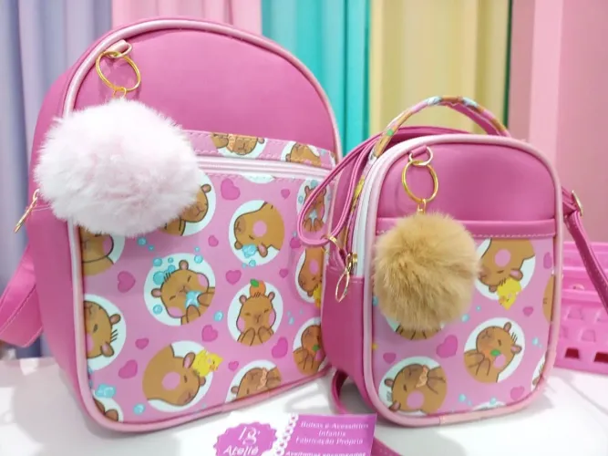 Kit de mini mochila e bolsinha 