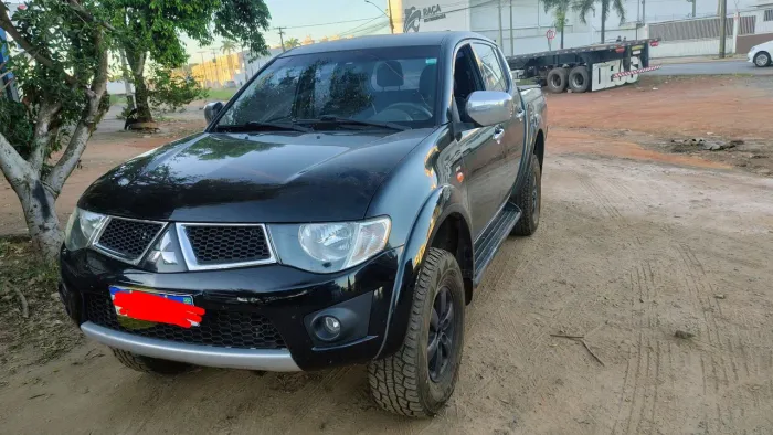 Mitsubishi L200 Triton HPE 3.2 CD TB Int.diesel AUT 2011