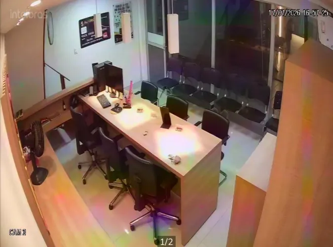 Aluga se sala comercial