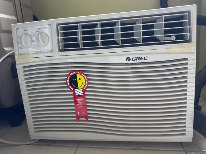 Ar Gree 10.500btu?s janela 220V