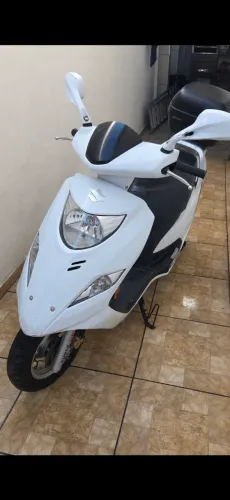 Burgman 125 unica dona 2015/2016