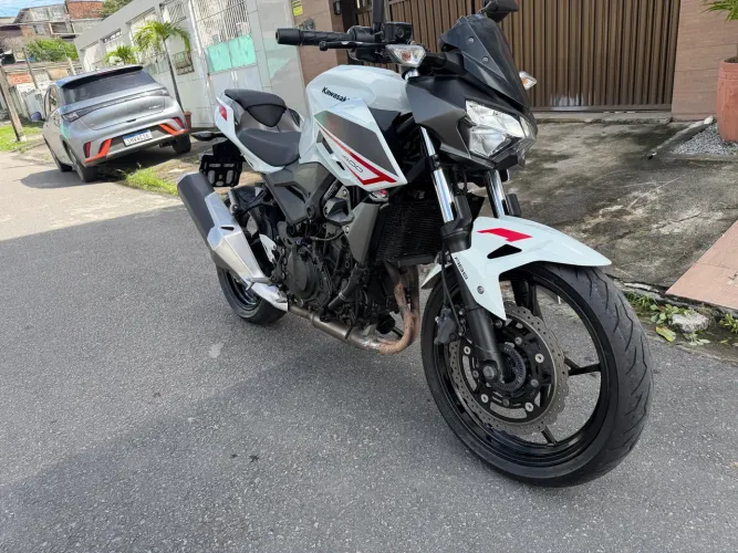 Z400 2022 (Aceito trocas) financio