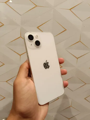 iPhone 13 Branco 128GB - Ótimo Estado