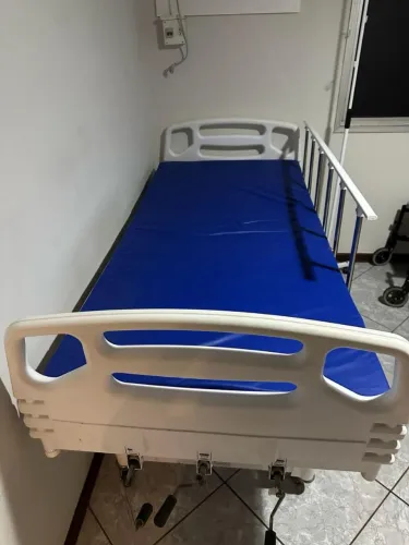 Vende-se Cama Hospitalar Manual Completa - Estado de Nova!