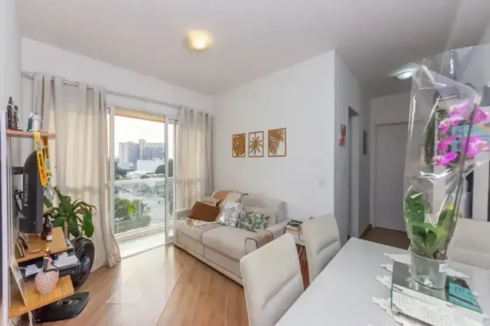 Imóvel para venda possui 55 metros quadrados com 2 quartos em Vila Clementino - São Paulo