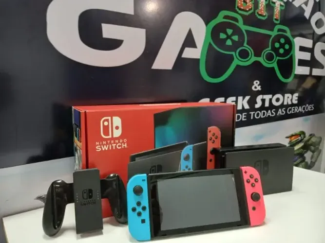Nintendo Switch V2 Completo com CNX Atmosphere + Jogos