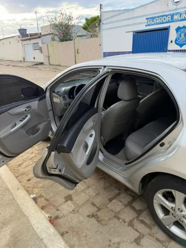 Toyota Corolla XEI 2.0 Flex 16V Aut. 2012