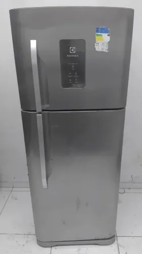 Geladeira Electrolux inox