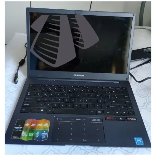 Notebook Positivo no Estado