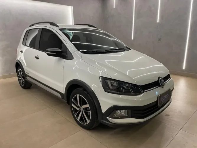 Volkswagen Fox 1.0 MI Total Flex 8V 3P 2021