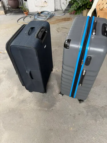 Vende se 2 Malas grandes 