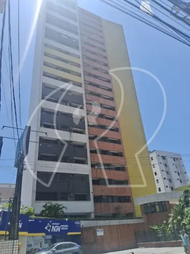 Ótimo apartamento com 3 quartos (sendo 1 suíte), salão de festas, academia, varanda, jardi