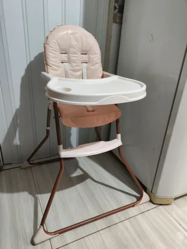 Cadeira 2 em 1 de alimentação  para bebe