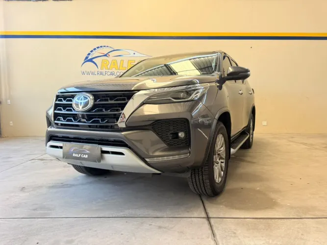 Toyota Hilux SW4 4X4 2.8 Diesel 2024
