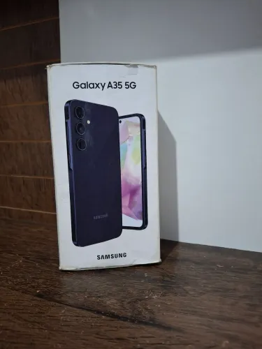 Vendo samsung A35 5G completo. Preço negociável. Detalhes descrição. 