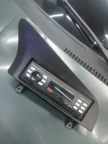 Rádio e moldura palio G1