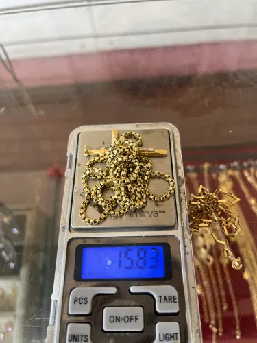cordão de ouro e pigente de ouro 