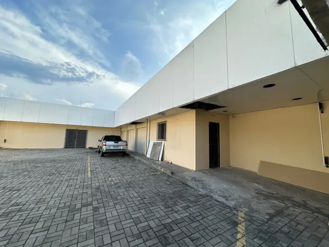 PRÉDIO COMERCIAL VIEIRALVES
