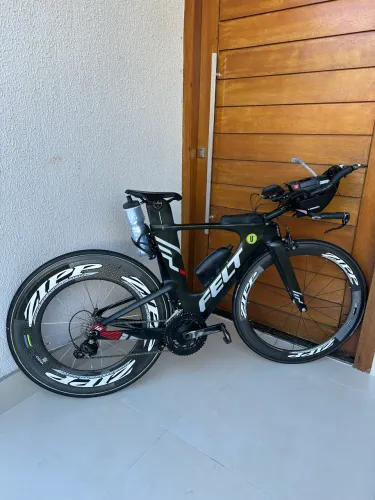 FELT IA ADVANCED CARBON
