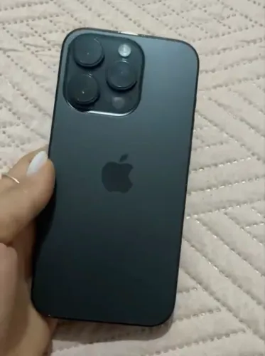 iPhone 14 Pro preto
