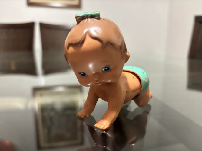 Boneca raridade Anos 80 - Bebe engatinha Patotinha