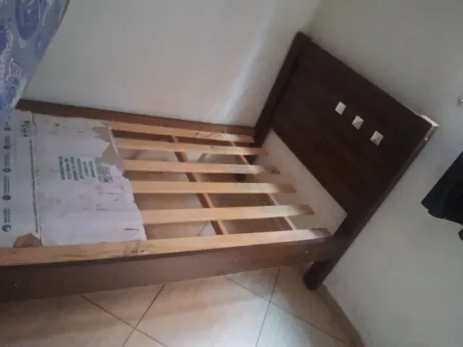 Guarda-roupa e Camas
