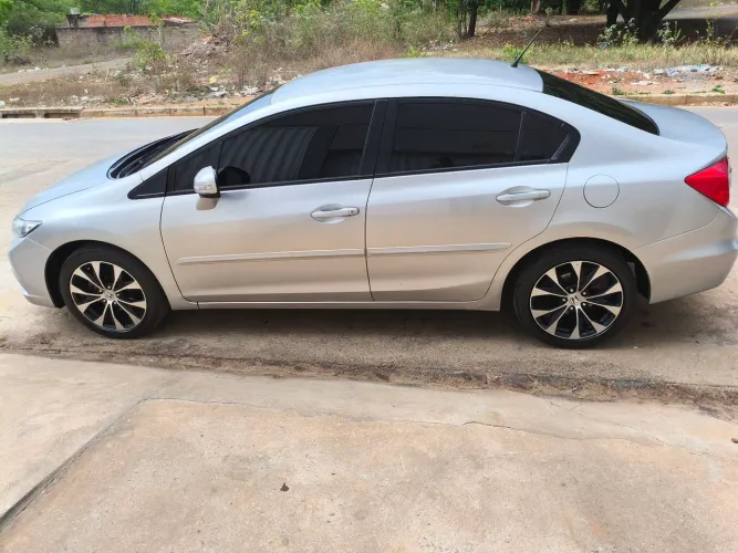 Honda Civic Sedan LXR 2.0 Flexone 16V Aut. 4P 2016