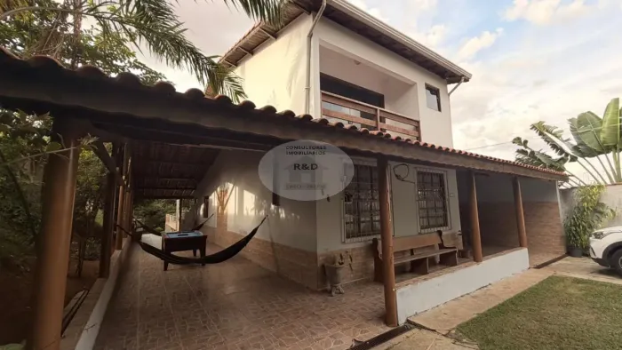 Chácara para Venda em Sorocaba, Recreio dos Sorocabanos, 3 dormitórios, 1 suíte, 3 banheir