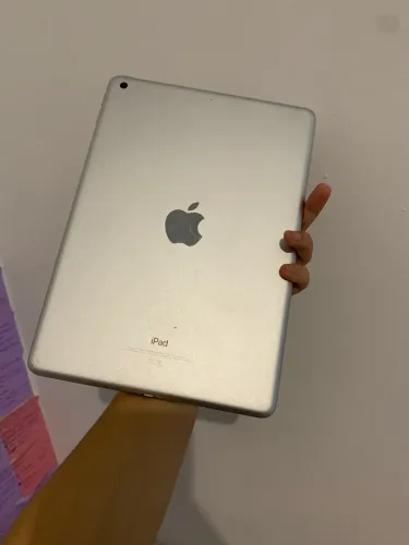 VENDO IPAD 5 32GB