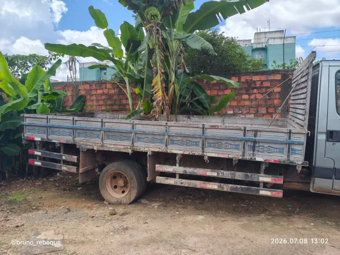 Carroceria pra caminhão 3/4 de 5 metros 