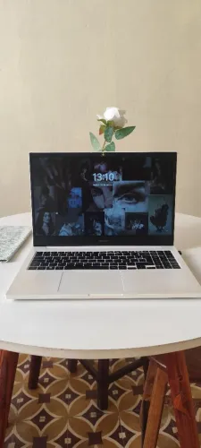 Notebook - Samsung Book E20