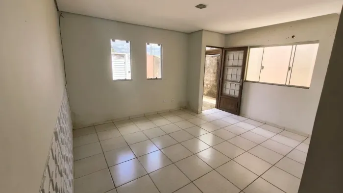 Alugo casa jardim presidente