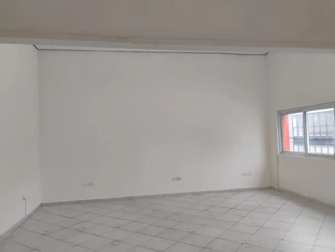 Sala comercial na Rua Isabel Schmidt, 118 - Sala 3 49 m²