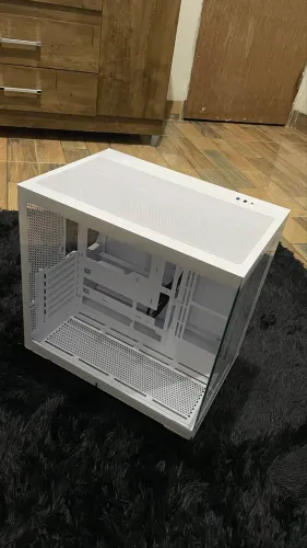 Gabinete para PC - Excelente Estado de Conservação