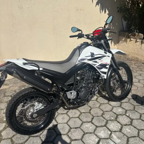 YAMAHA XT 660R (2008) - Rara Destaque por Originalidade (Baixo KM)