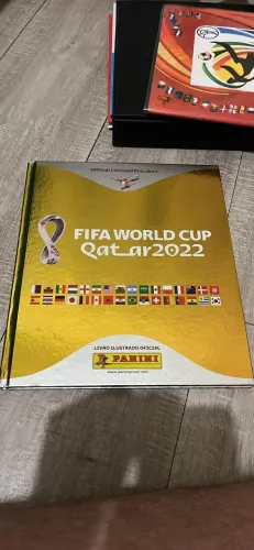 Coleção album das copas do mundo 2010,2018 e 2022, albuns completos + extras