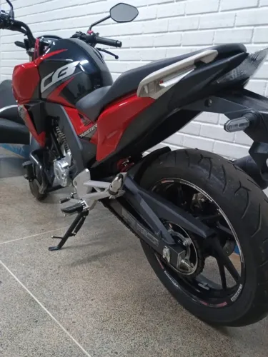 CB Twister 250 2019 Super Nova