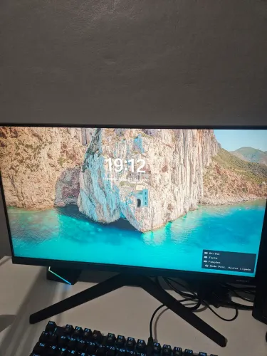 Monitor Samsung T350 24" Full HD 75Hz - Excelente Estado