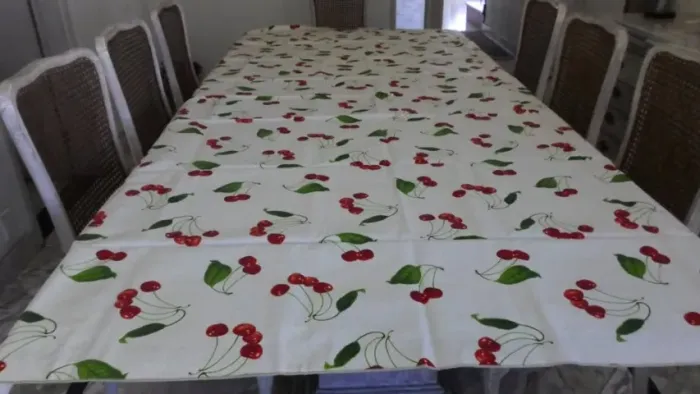 TOALHA DE MESA RETANGULAR ITALIANA ALGODÃO IMPERMEÁVEL-PLASTIFICATA (2,40 X 1,40cm)