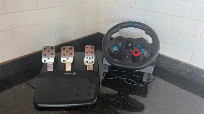 Volante e pedal logitech g29 para ps4,ps5,pc