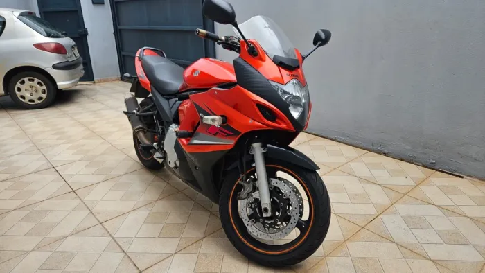 Vendo Suzuki GSX 650F ano 2011