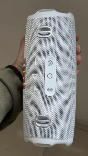 JBL Charge 6 Branca