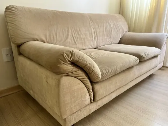Sofá 2 lugares
