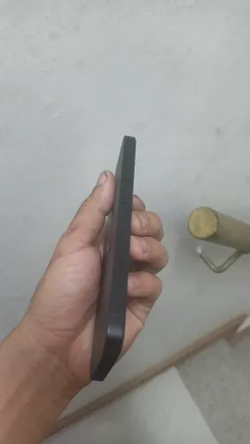 iPhone 16e